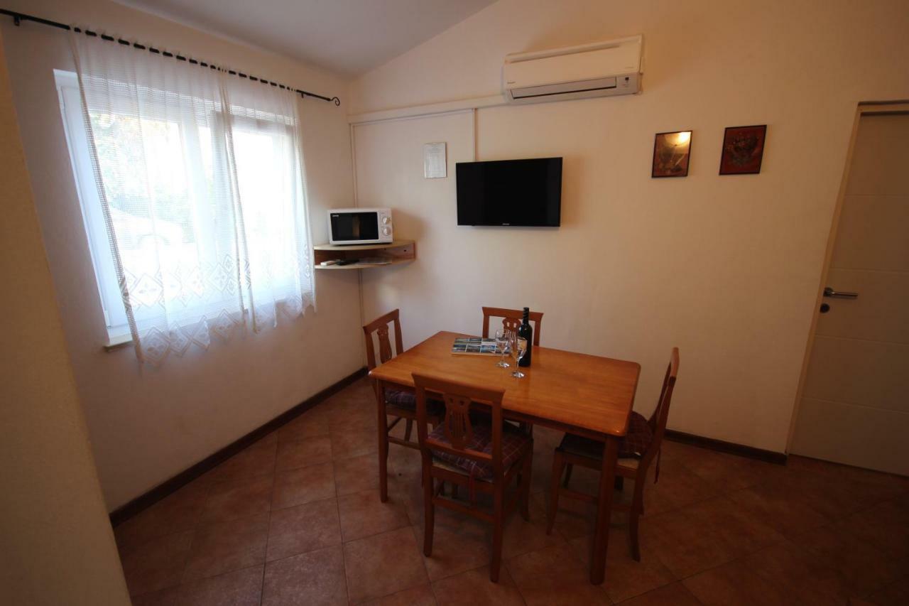 Cukon Holiday Home Medulin Bagian luar foto
