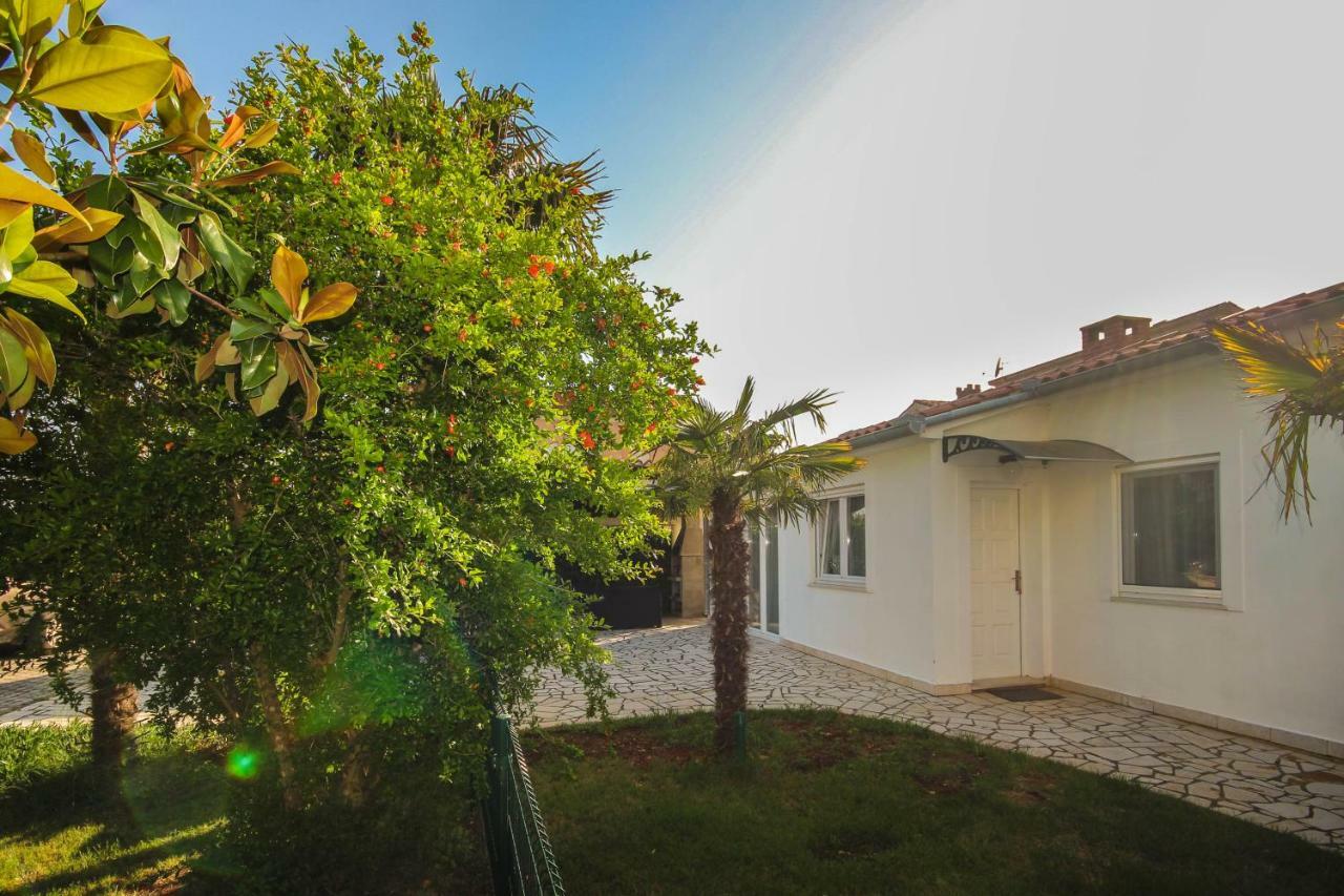 Cukon Holiday Home Medulin Bagian luar foto