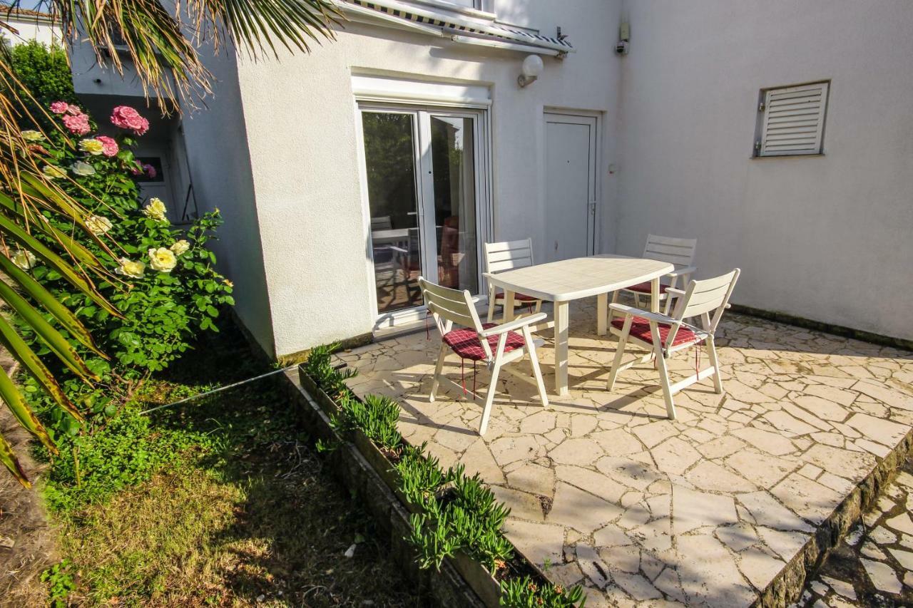 Cukon Holiday Home Medulin Bagian luar foto